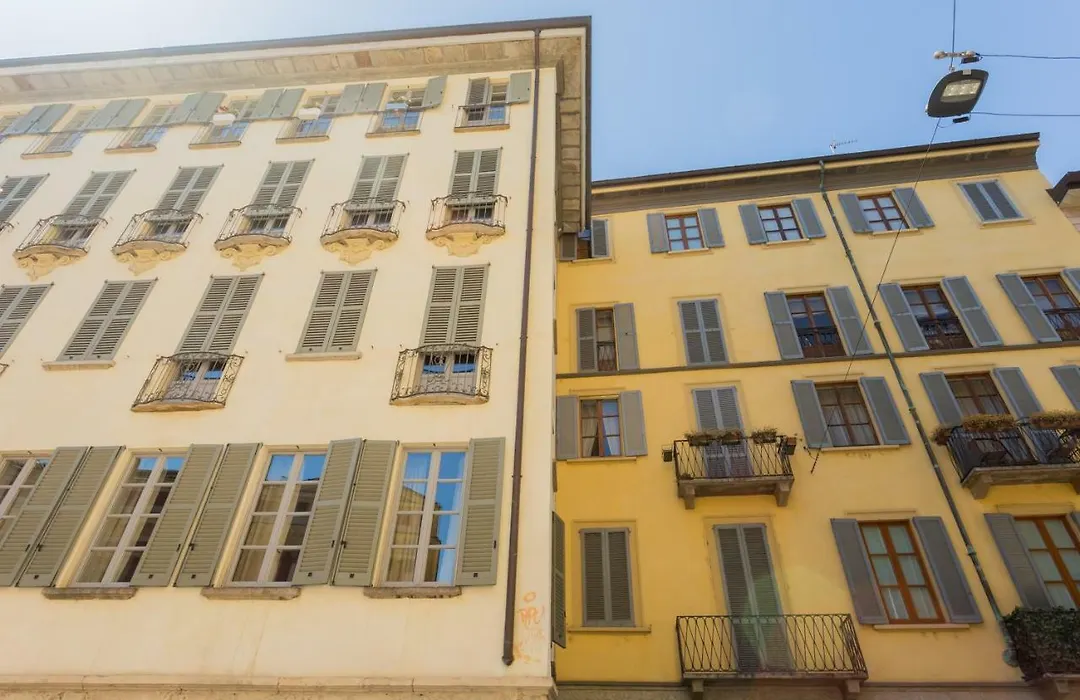 Cosy Apartment 2 Minutes From Duomo-1